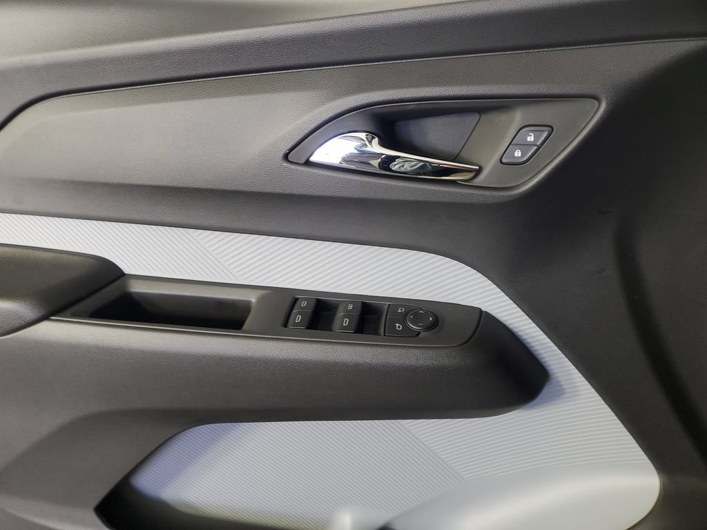 New 2027 Chevrolet Bolt LT w/ Comfort Package FWD image 26