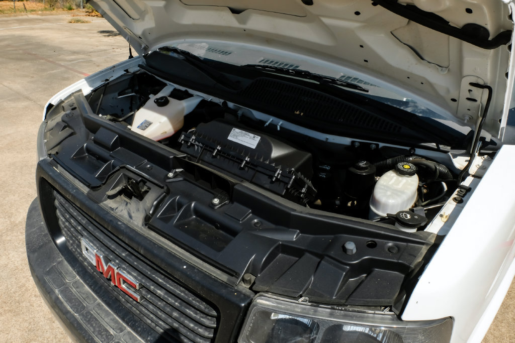 Used 2021 GMC Savana 3500 Extended w/ Power Convenience Package RWD image 25