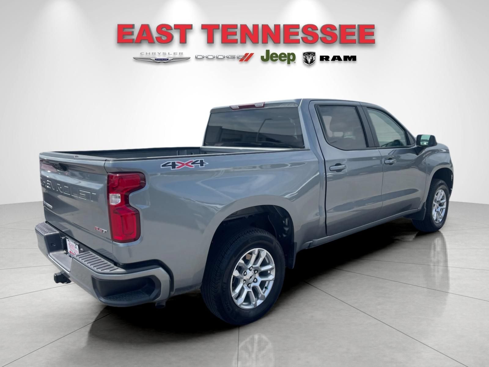 Used 2026 Chevrolet Silverado 1500 RST AWD/4WD image 3