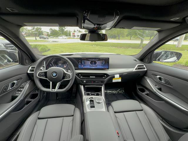 New 2026 BMW 330i xDrive Sedan w/ M Sport Package AWD/4WD image 12