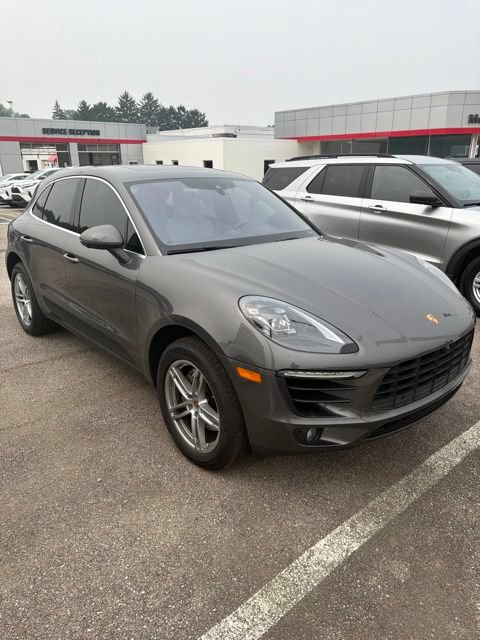 Used 2018 Porsche Macan S AWD/4WD image 3