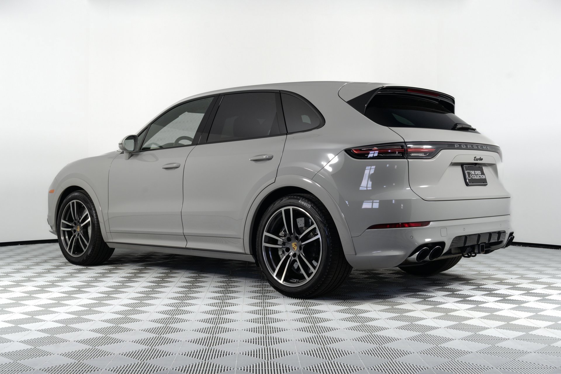 Used 2022 Porsche Cayenne Turbo AWD/4WD image 5