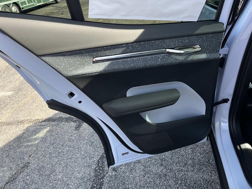 New 2026 Volvo EX30 Ultra image 18