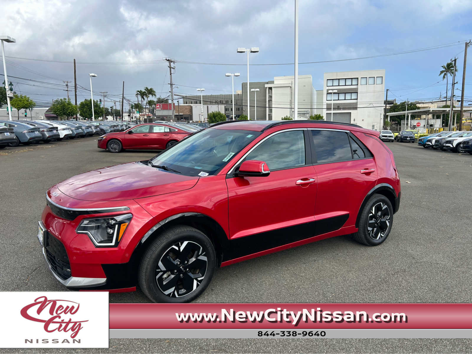 Used 2024 Kia Niro Wave FWD image 1