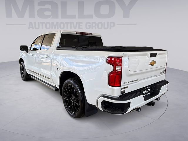 Used 2024 Chevrolet Silverado 1500 High Country w/ High Country Premium Package image 3