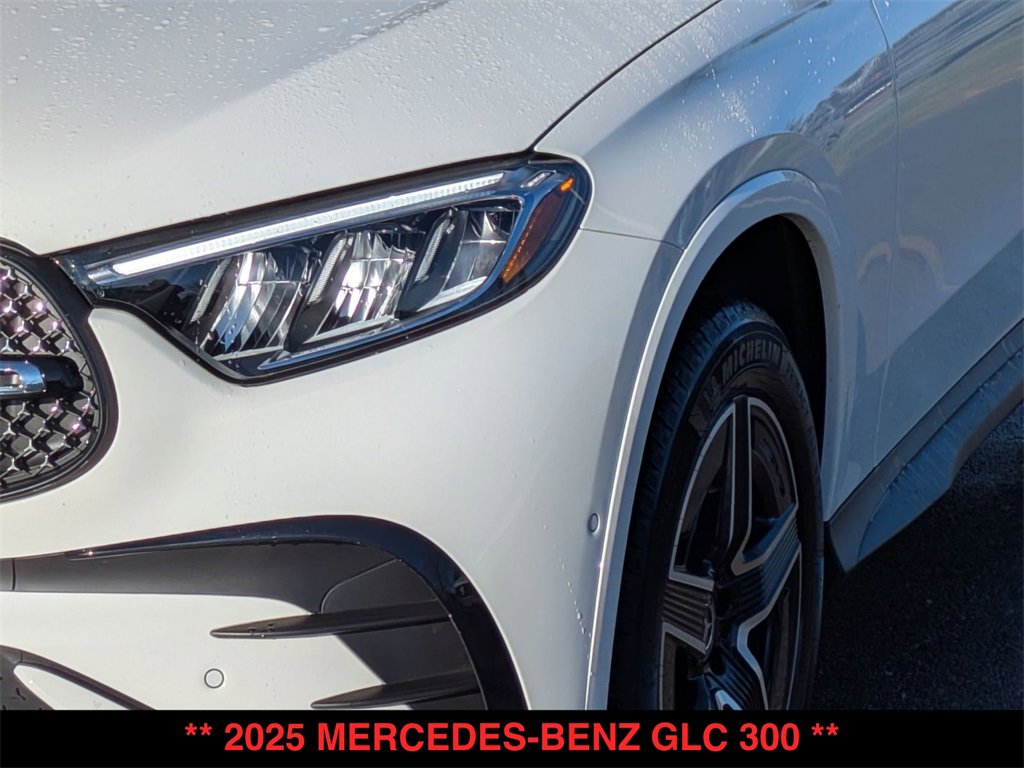 Certified 2025 Mercedes-Benz GLC 300 4MATIC image 9