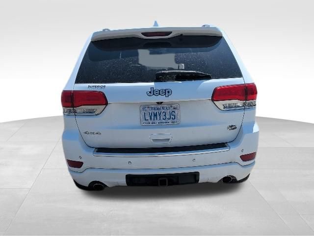 Used 2017 Jeep Grand Cherokee Overland AWD/4WD image 4