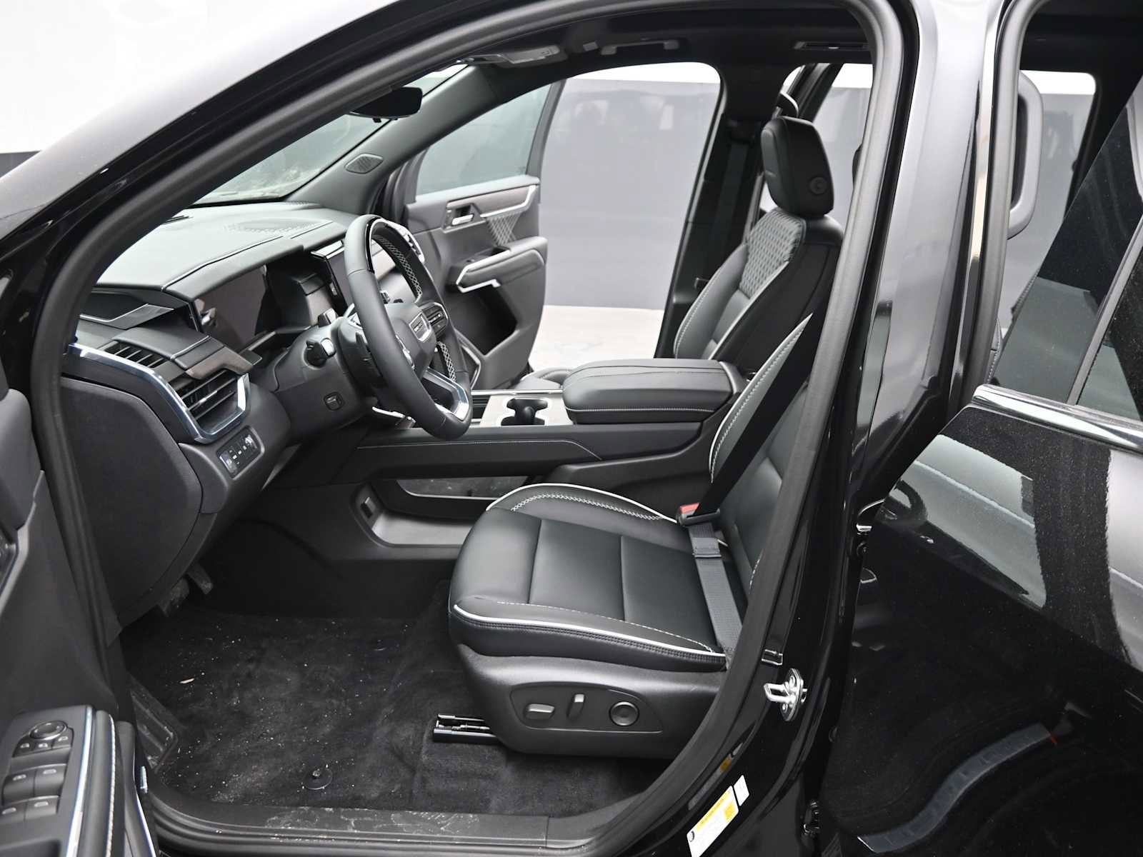 New 2026 GMC Acadia Denali w/ Super Cruise Package AWD/4WD image 18