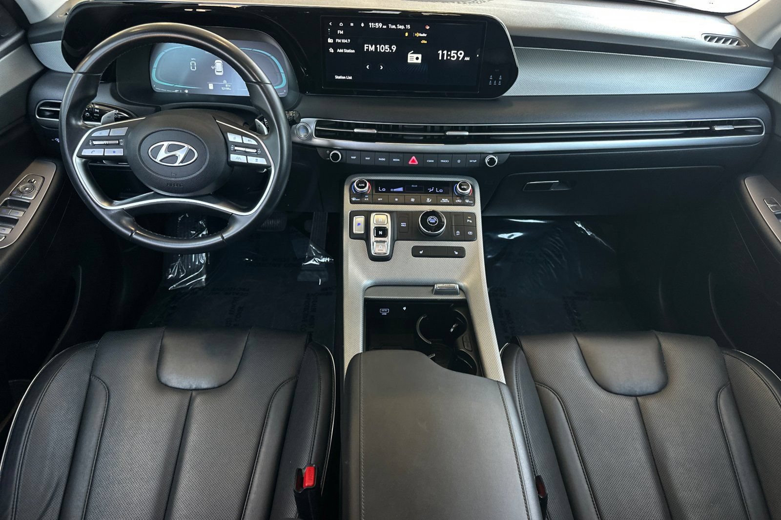 Used 2024 Hyundai Palisade SEL FWD image 16