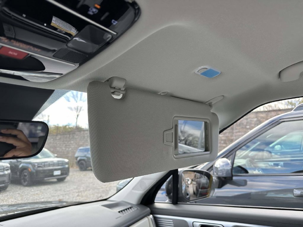 New 2026 Hyundai Santa Fe SE AWD/4WD image 17