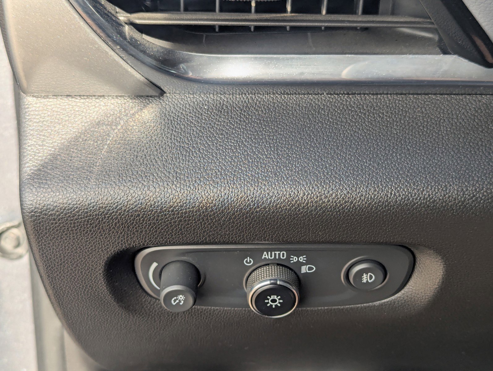 Certified 2021 Chevrolet Traverse LT image 34