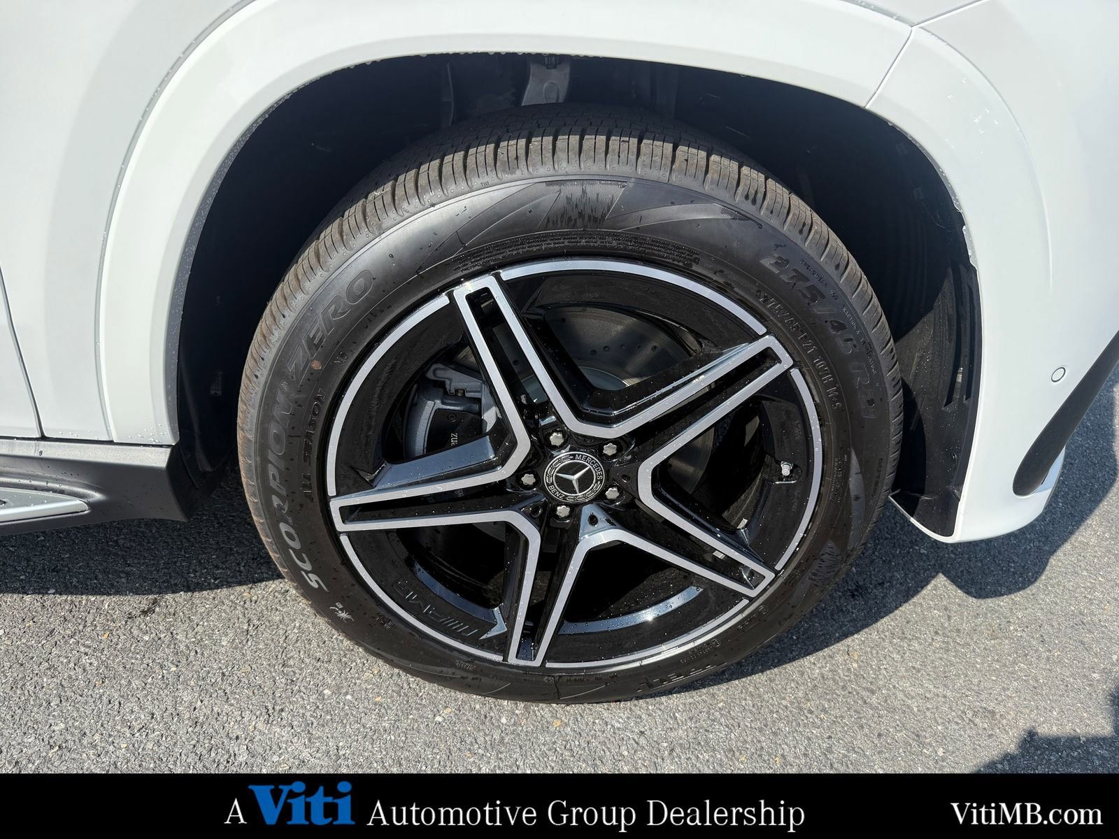 New 2026 Mercedes-Benz GLS 450 4MATIC image 10