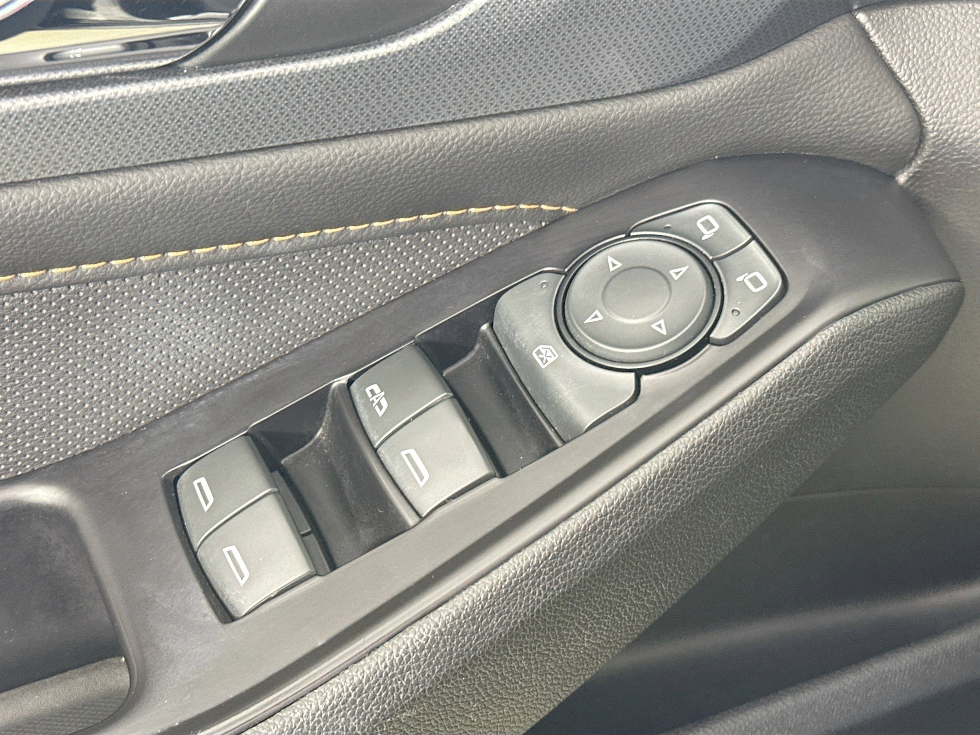 Used 2019 Chevrolet Traverse Premier w/ Driver Confidence II Package image 18