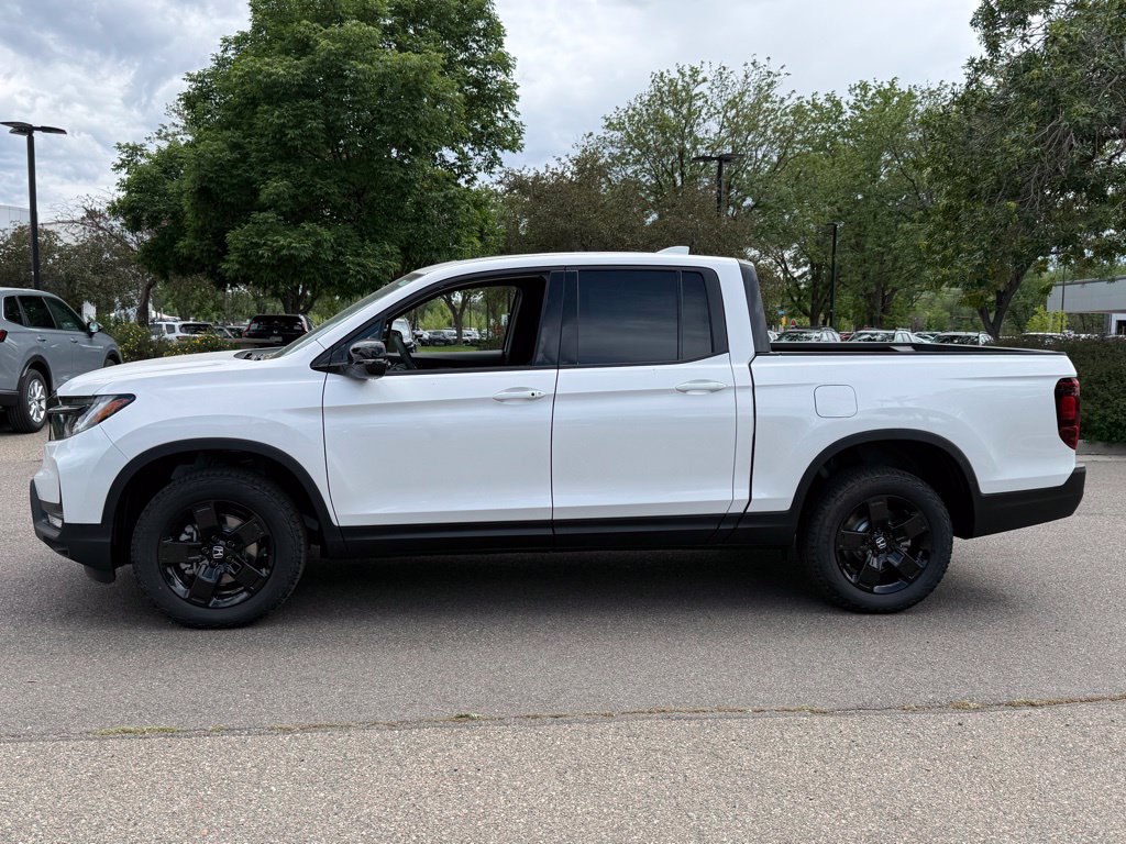 New 2026 Honda Ridgeline Black Edition image 8