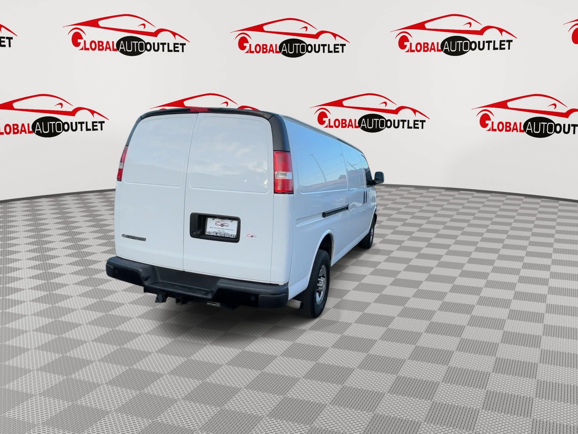 Used 2023 Chevrolet Express 3500 Extended w/ Driver Convenience Package RWD image 7