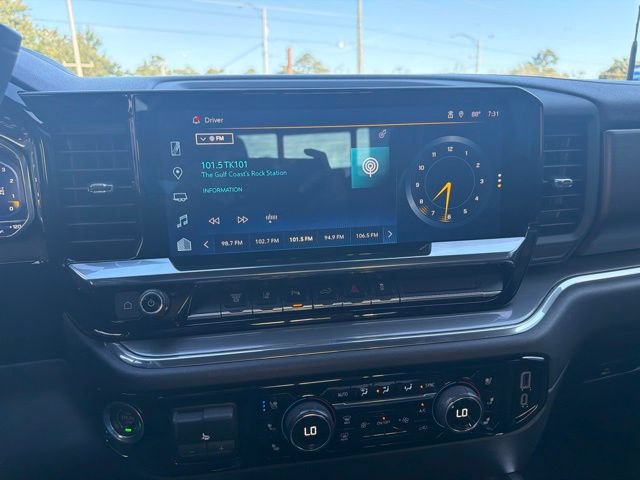 Used 2024 Chevrolet Silverado 2500 High Country w/ Technology Package AWD/4WD image 14