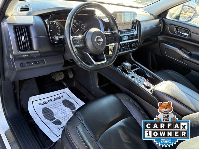 Used 2022 Nissan Pathfinder SL w/ Lighting Package (N92) image 23