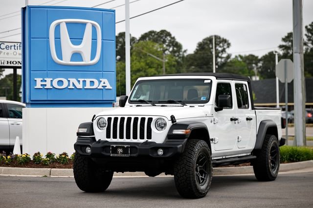 Used 2020 Jeep Gladiator Sport w/ Quick Order Package 24S AWD/4WD image 1