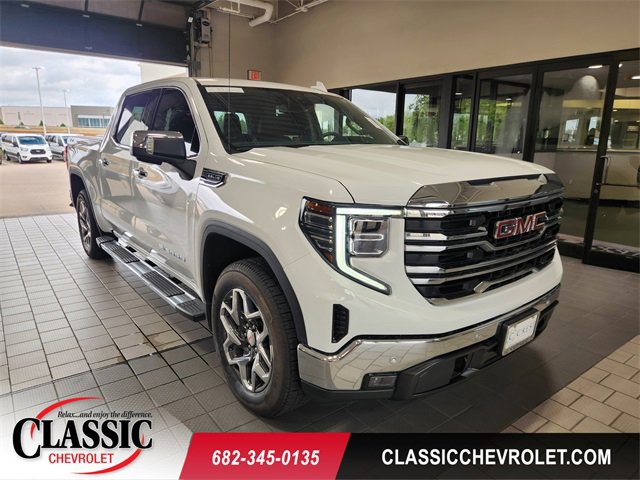 Used 2024 GMC Sierra 1500 SLT w/ SLT Premium Plus Package