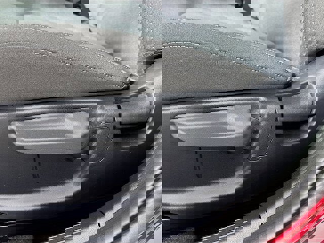 New 2025 Kia K4 LXS image 18