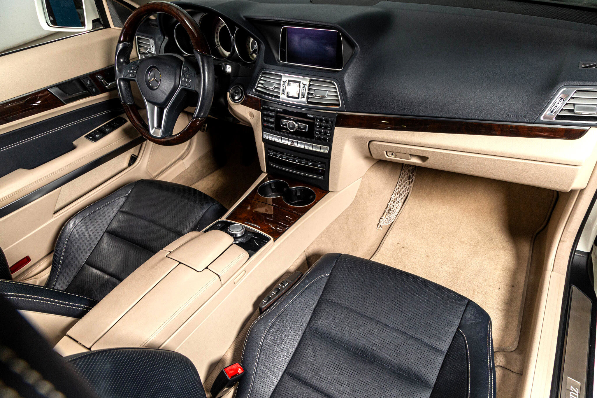 Used 2014 Mercedes-Benz E 350 Cabriolet image 2