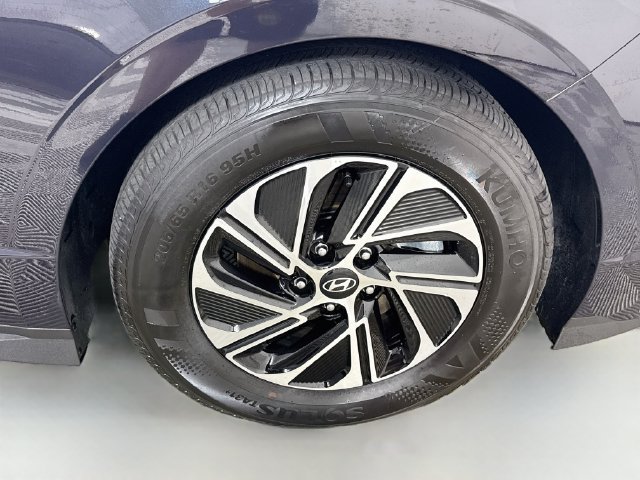 Used 2026 Hyundai Sonata Blue FWD image 31