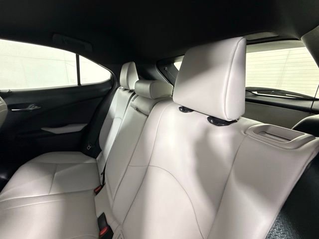 Used 2023 Lexus UX 250h FWD w/ Premium Package image 30