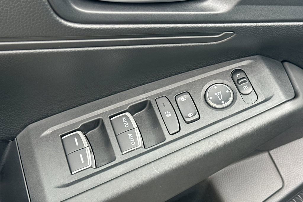 Certified 2025 Honda Accord LX image 12