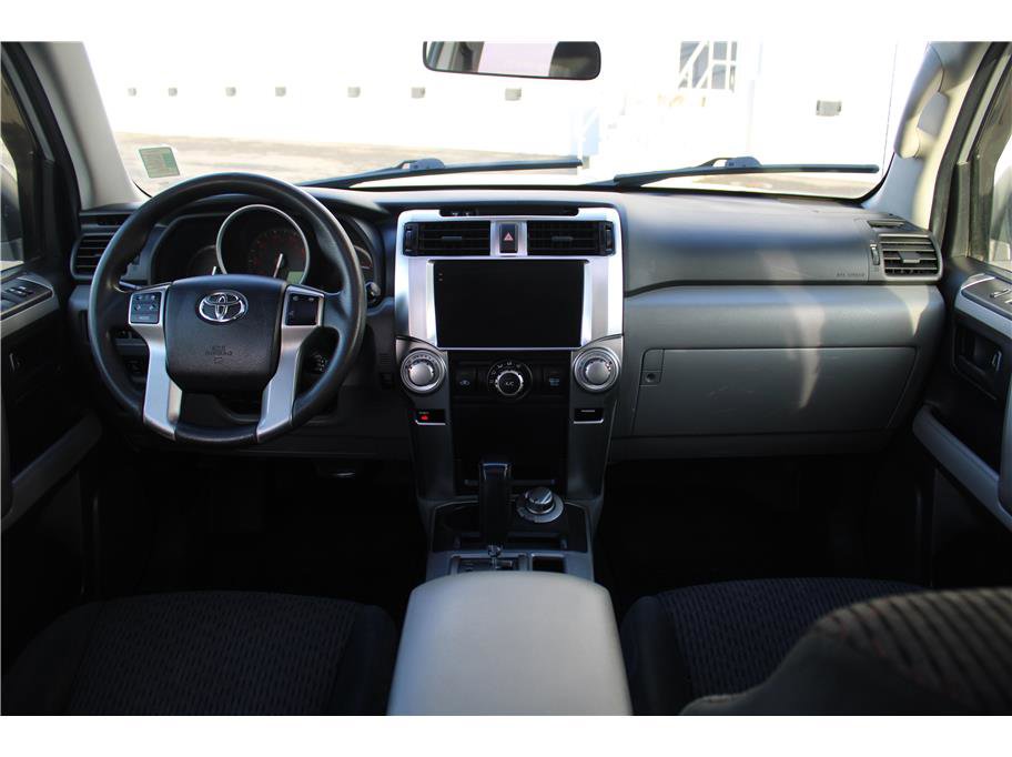 Used 2013 Toyota 4Runner SR5 w/ Convenience Pkg image 10