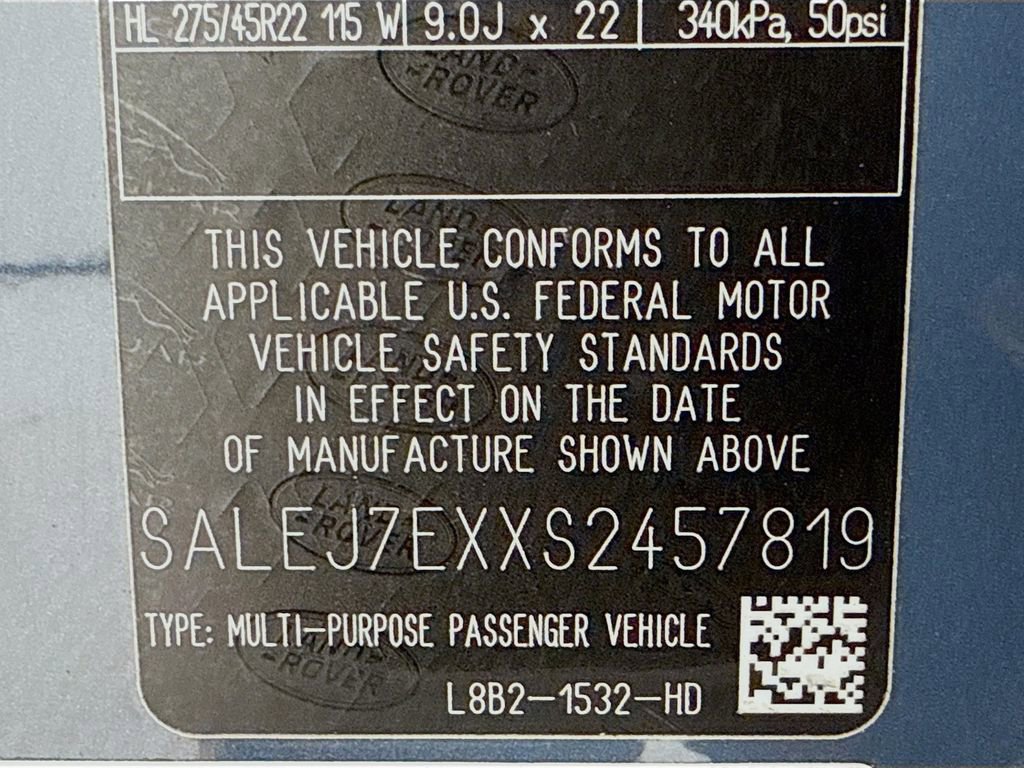 Used 2025 Land Rover Defender 110 S image 31