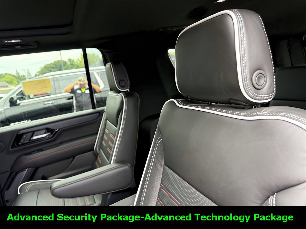New 2025 GMC Yukon XL AT4 Ultimate image 10