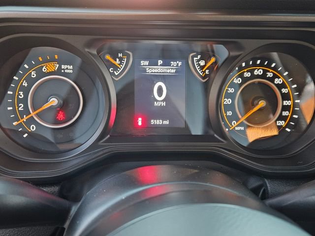 Used 2025 Jeep Wrangler Sport image 21