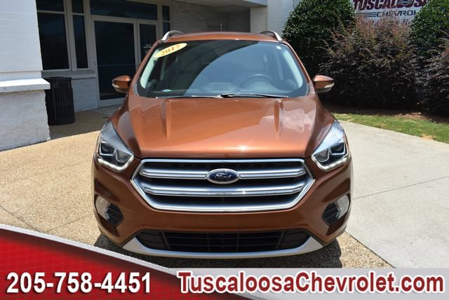 Used 2017 Ford Escape Titanium FWD image 4
