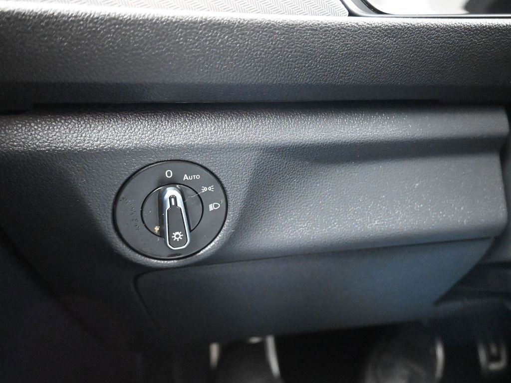 Used 2024 Volkswagen Jetta Sport image 24