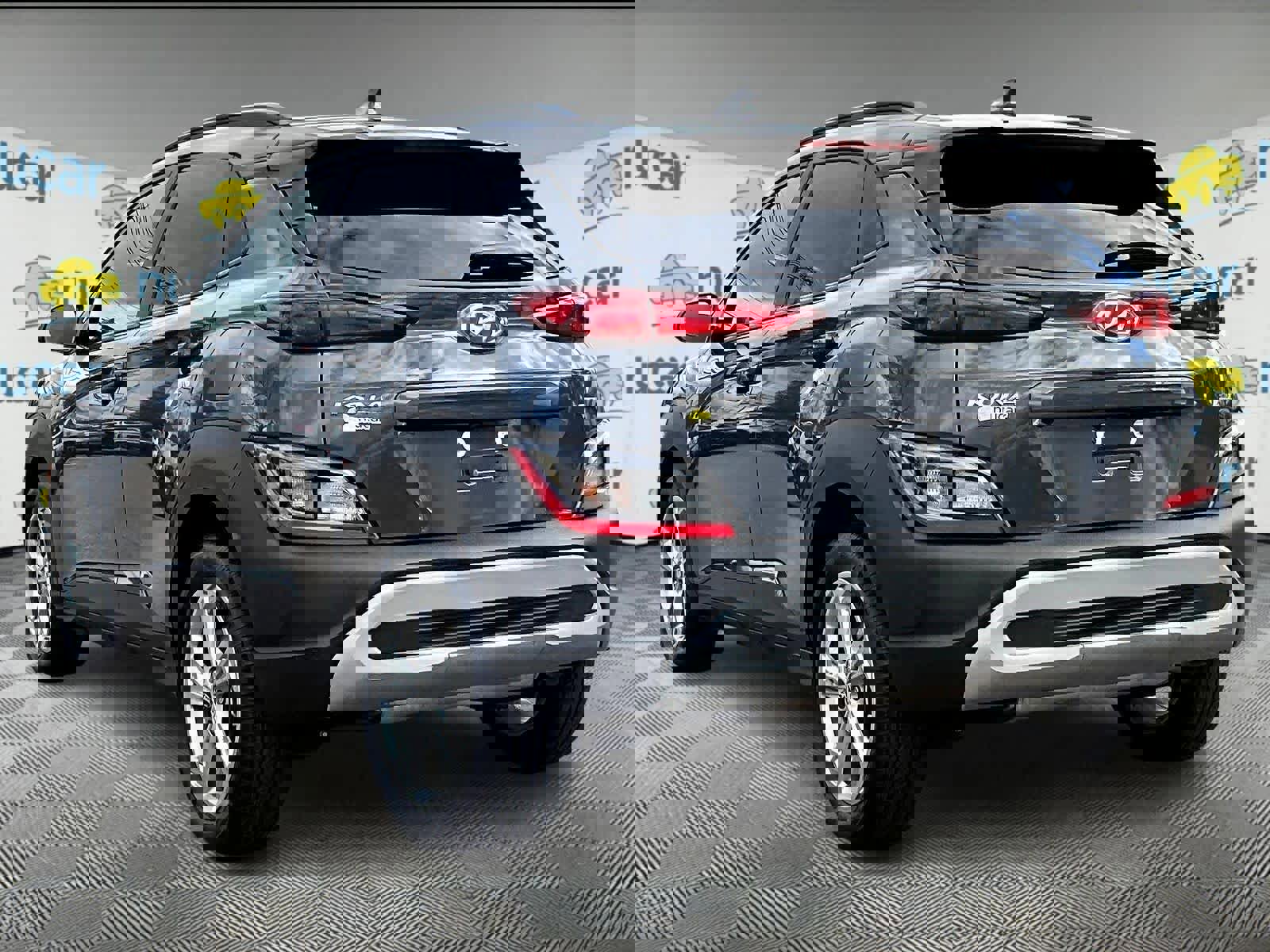 Used 2023 Hyundai Kona SEL w/ Cargo Package image 4