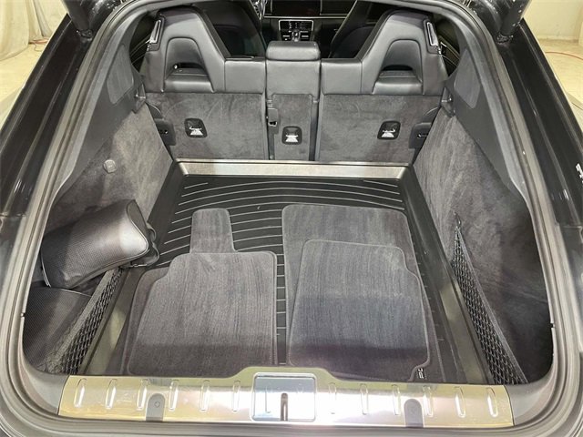 Used 2023 Porsche Panamera 4 Platinum Edition image 20