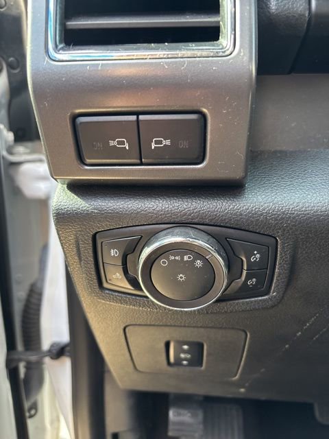 Used 2017 Ford F150 XLT w/ Equipment Group 302A Luxury image 22