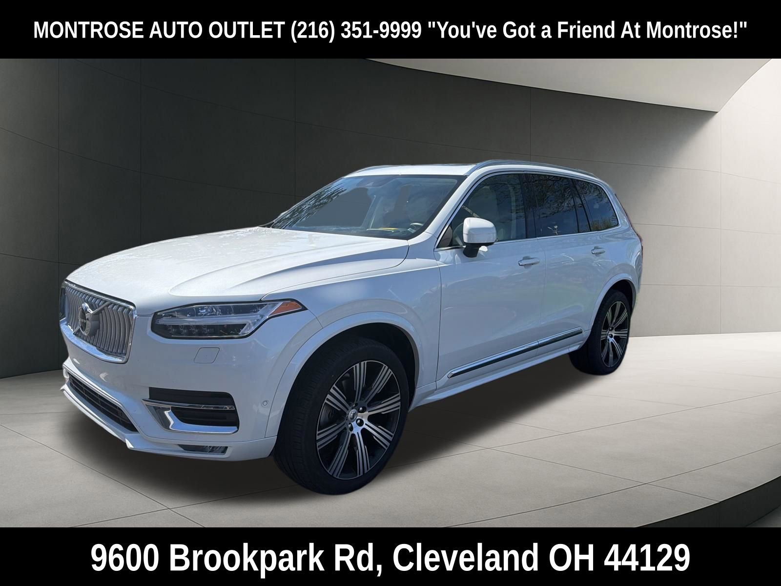 Used 2022 Volvo XC90 T6 Inscription w/ Lounge Package image 3