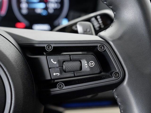 Certified 2024 Porsche Panamera 4 image 15