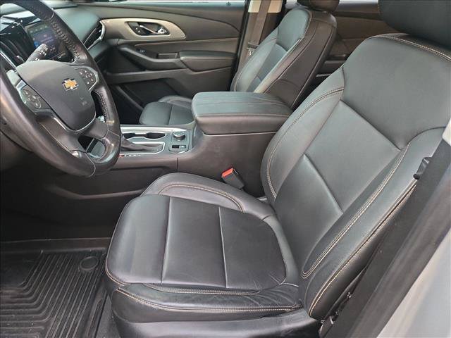 Used 2020 Chevrolet Traverse LT FWD image 13