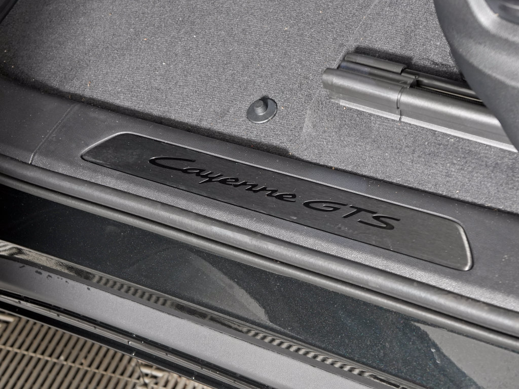 New 2026 Porsche Cayenne GTS AWD/4WD image 18