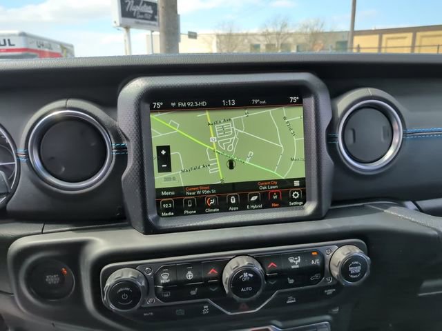 Used 2022 Jeep Wrangler Unlimited Rubicon 4xe w/ Steel Bumper Group image 21