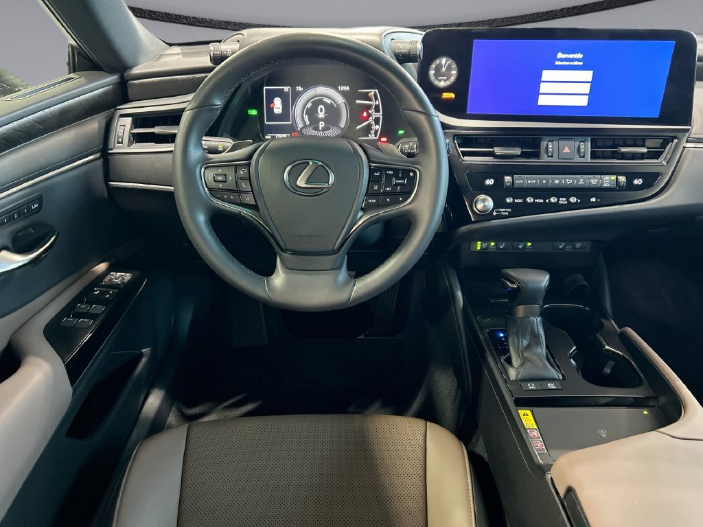 Used 2023 Lexus ES 300h w/ Premium Package FWD image 32