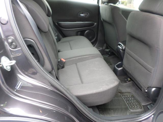Used 2017 Honda HR-V LX image 39