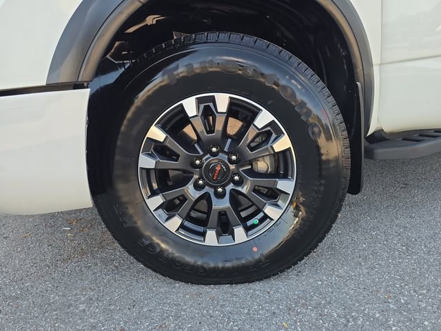 Used 2021 Nissan Titan PRO-4X w/ Pro-4x Convenience Package image 30