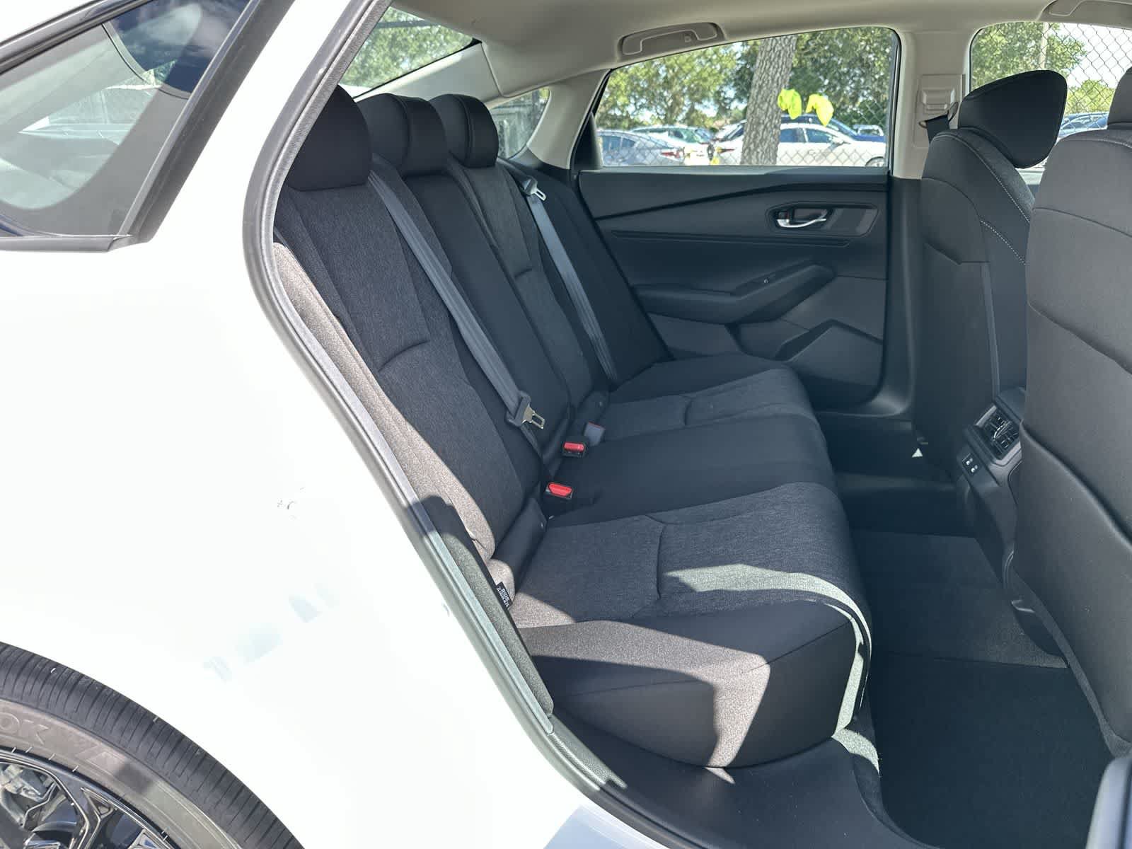 Used 2025 Honda Accord SE image 18