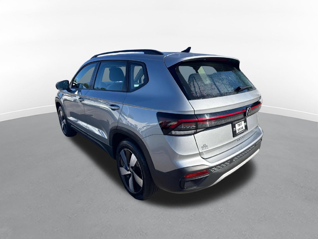 Used 2025 Volkswagen Taos S AWD/4WD image 8