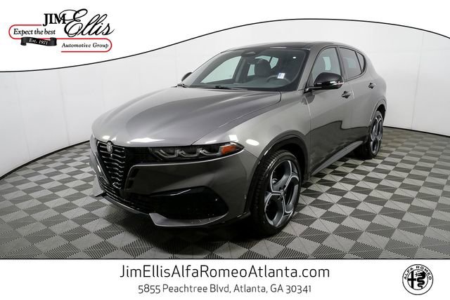 New 2026 Alfa Romeo Tonale w/ Black Premium Package