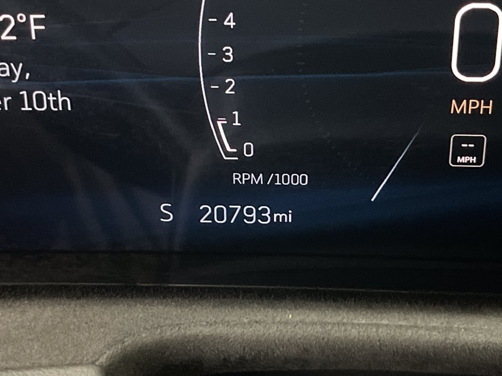 Used 2024 Cadillac XT4 Sport w/ Technology Package AWD/4WD image 20