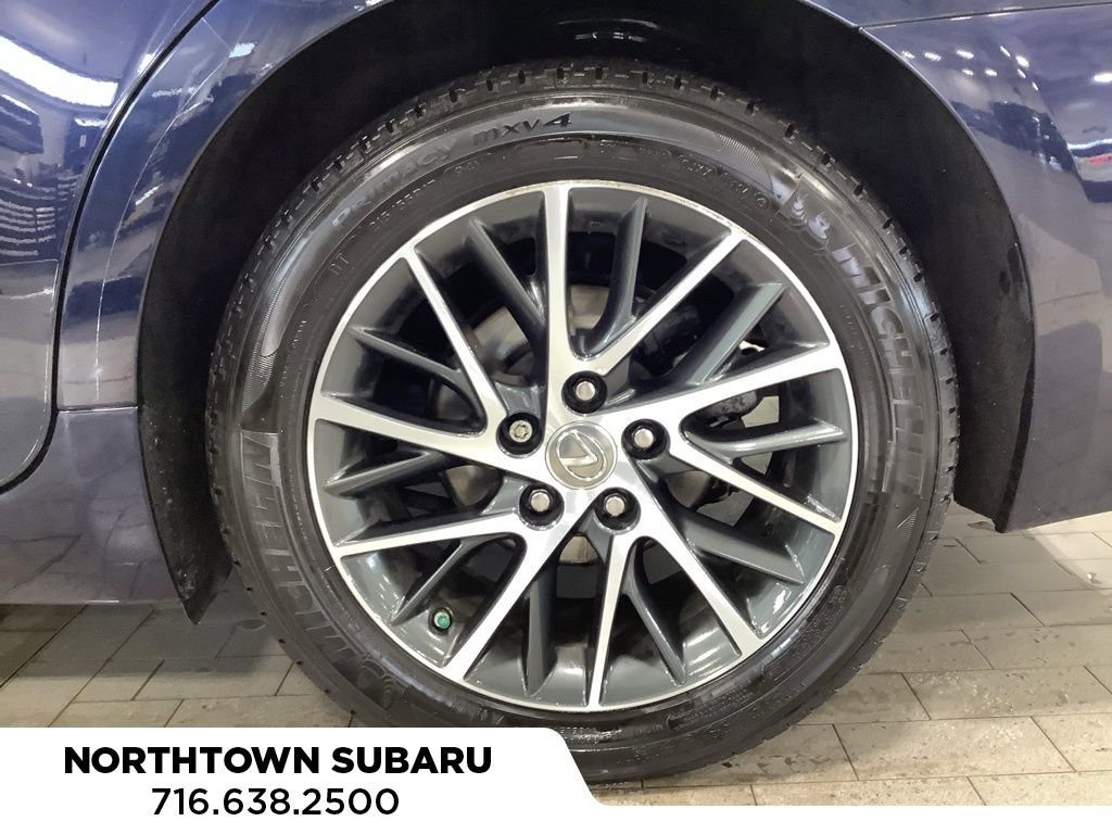 Used 2018 Lexus ES 350 w/ Luxury Package w/Wood Trim image 25